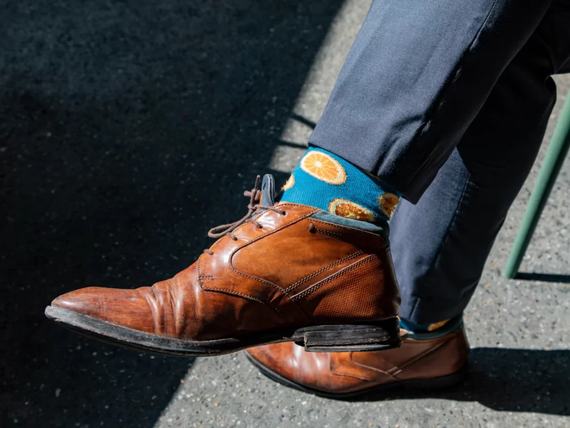 فروش کفش چرم طبیعی مردانه توسط مادر ترامپ در نیویورک!!